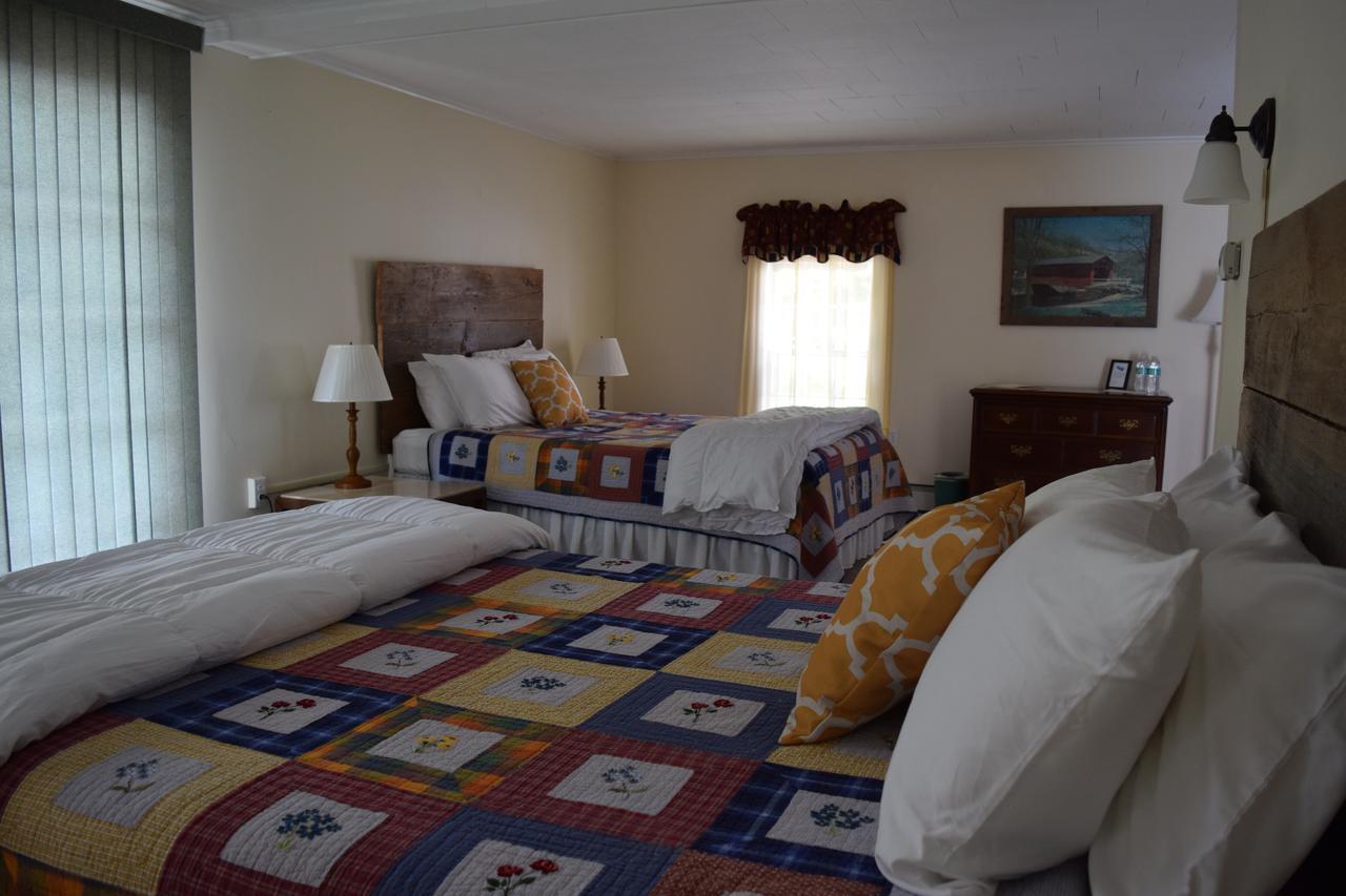 The New Hampshire Mountain Inn Wilmot Quarto foto
